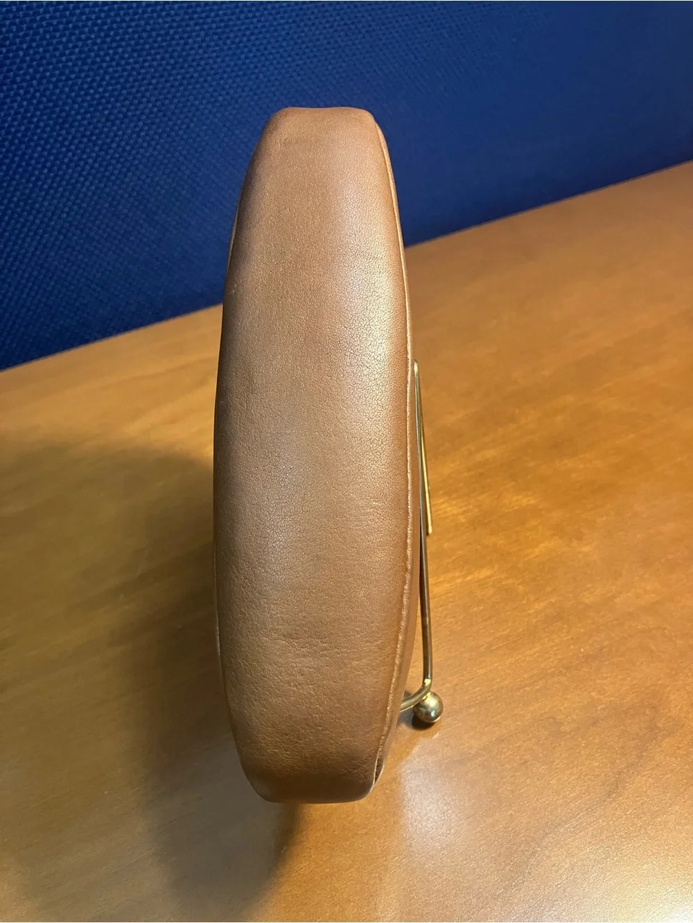 Vintage Coach Tan Leather Kiss-Lock Utility Purse 7160
